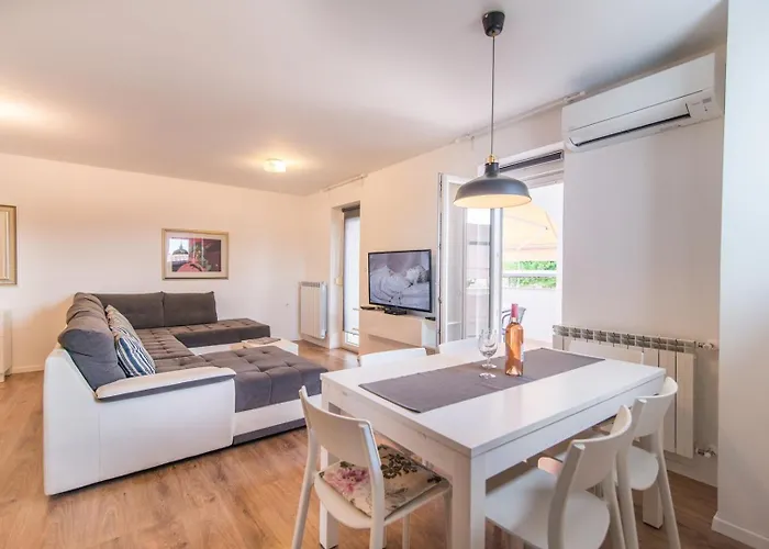 Complex Kampic 포레치